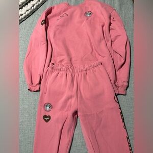 The Mayfair group Pink Graphic Sweatshirt and Sweatpants Set xl top s/m bottom